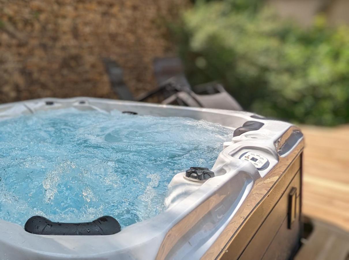 Wonderful House In Sarlat Center With Heated Pool & Jaccuzi Villa Buitenkant foto