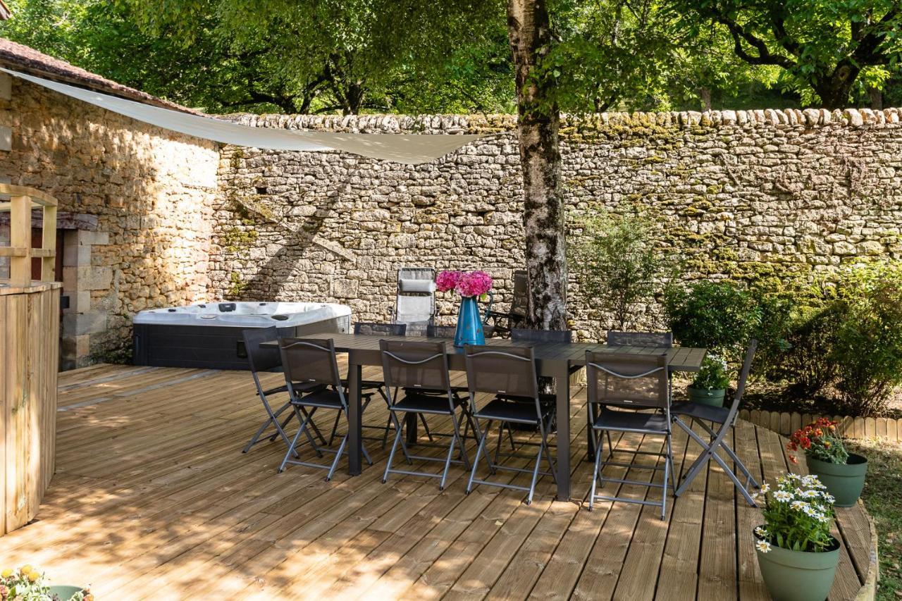 Wonderful House In Sarlat Center With Heated Pool & Jaccuzi Villa Buitenkant foto
